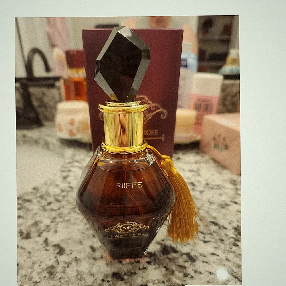 RiiFFS Majestic Rose Eau de Parfum Spray 3.4 fl oz *tester open box*